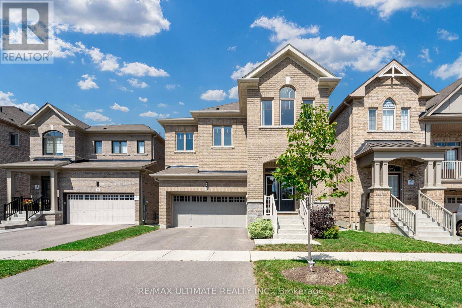 Whitchurch-stouffville (stouffville), ON L4A4P5,42 BUTTONLEAF CRESCENT