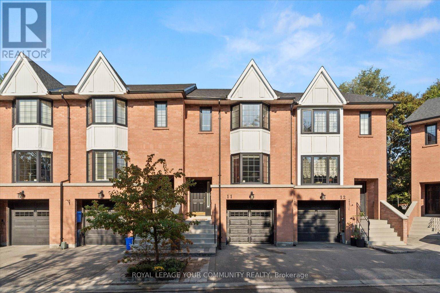 Vaughan (east Woodbridge), ON L4L1W5,8050 Islington AVE #11