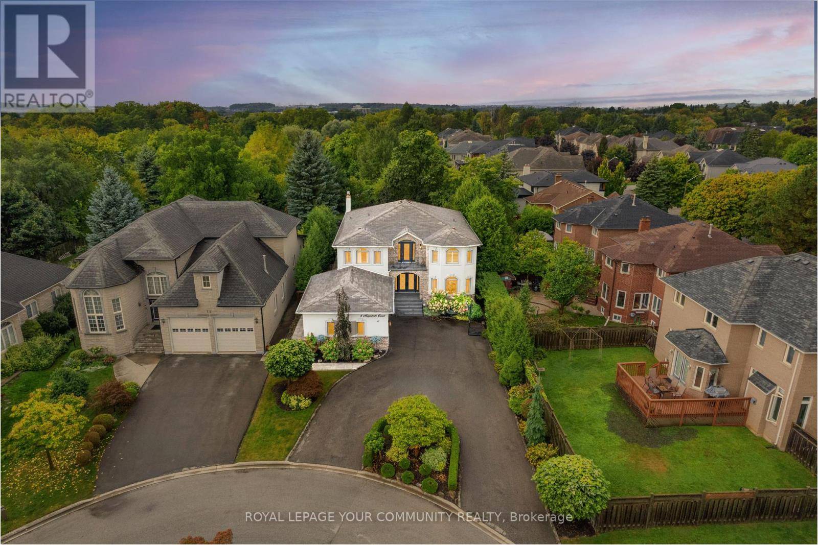 Richmond Hill (north Richvale), ON L4C0H3,6 MAGISTRALE COURT