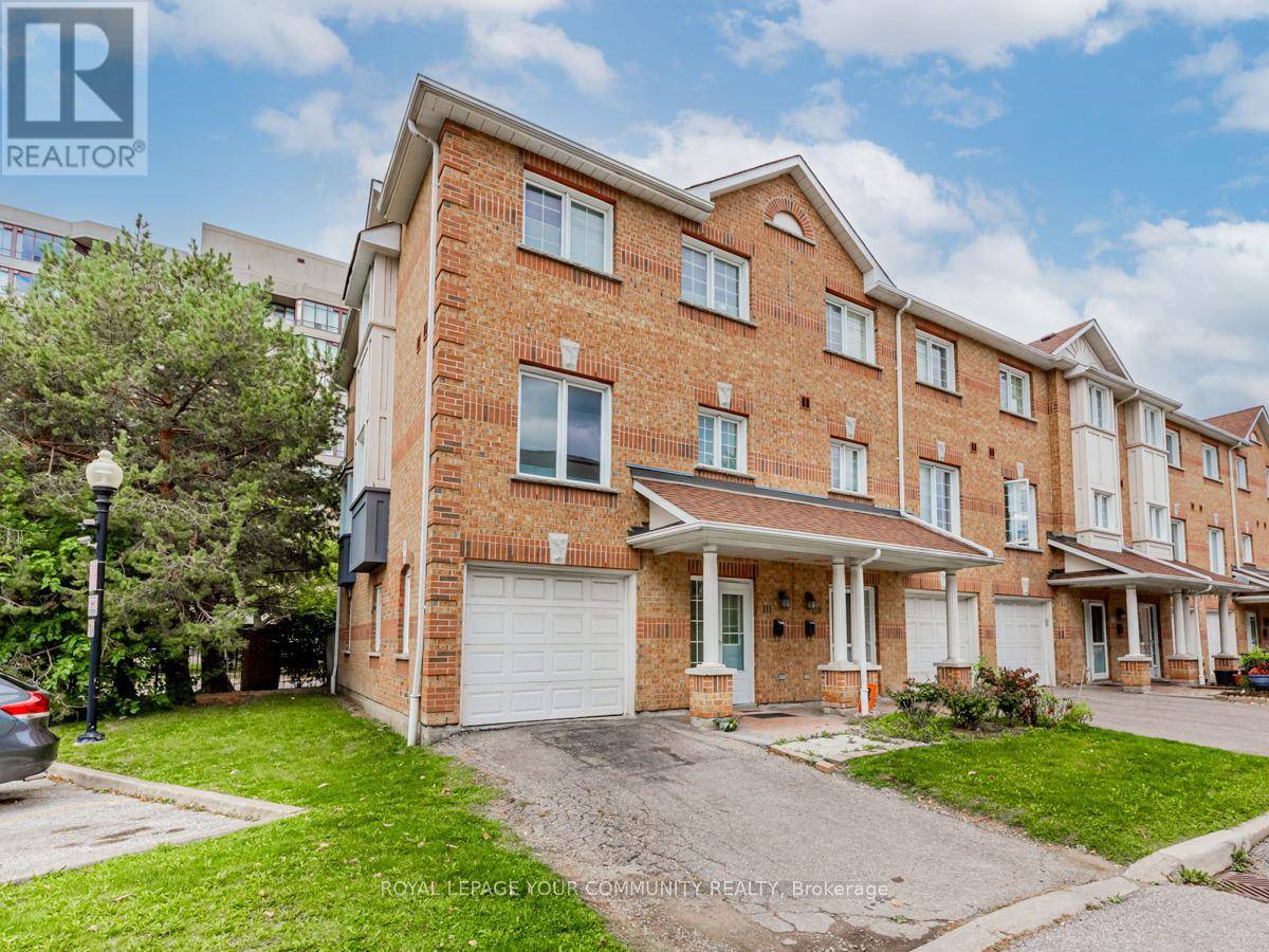 Vaughan (crestwood-springfarm-yorkhill), ON L4J8J7,151 Townsgate DR #111