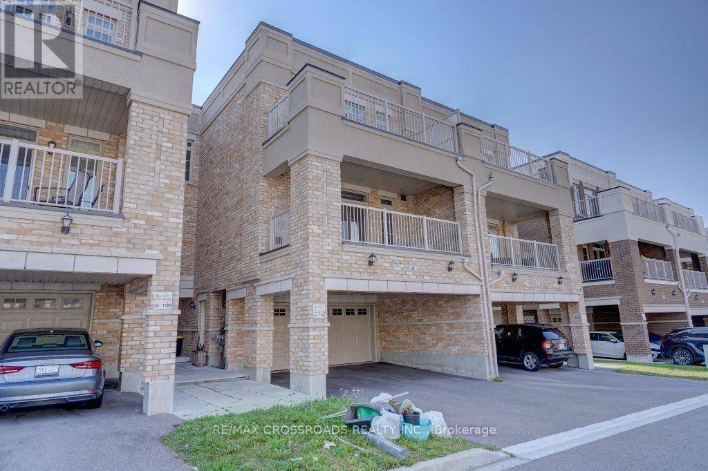 Markham (box Grove), ON L6B1N6,11 LUZON AVENUE