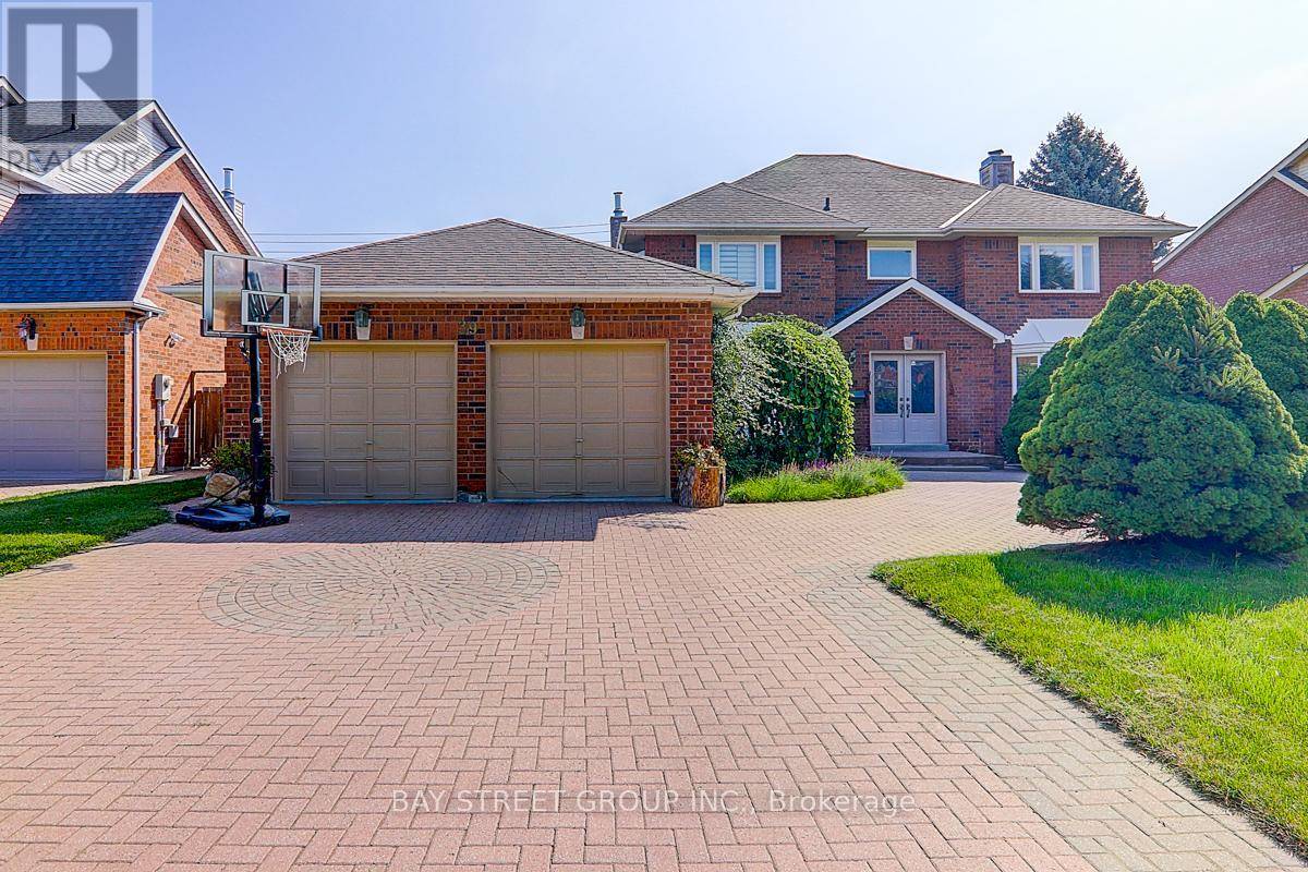 Markham (unionville), ON L3R9M5,39 CALDERBRIDGE CRESCENT