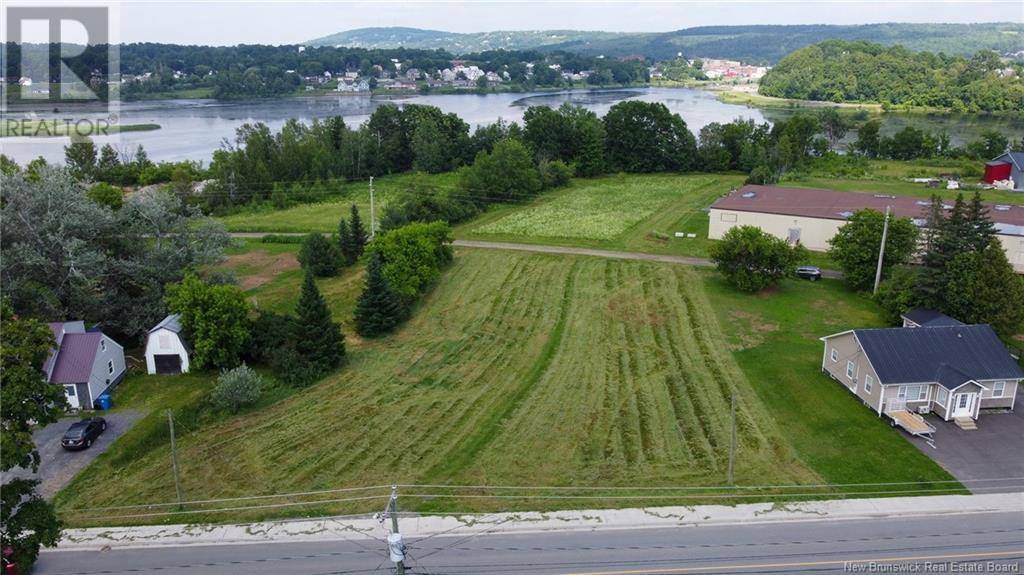 Woodstock, NB E7M1Z1,170 and 174 Houlton Street
