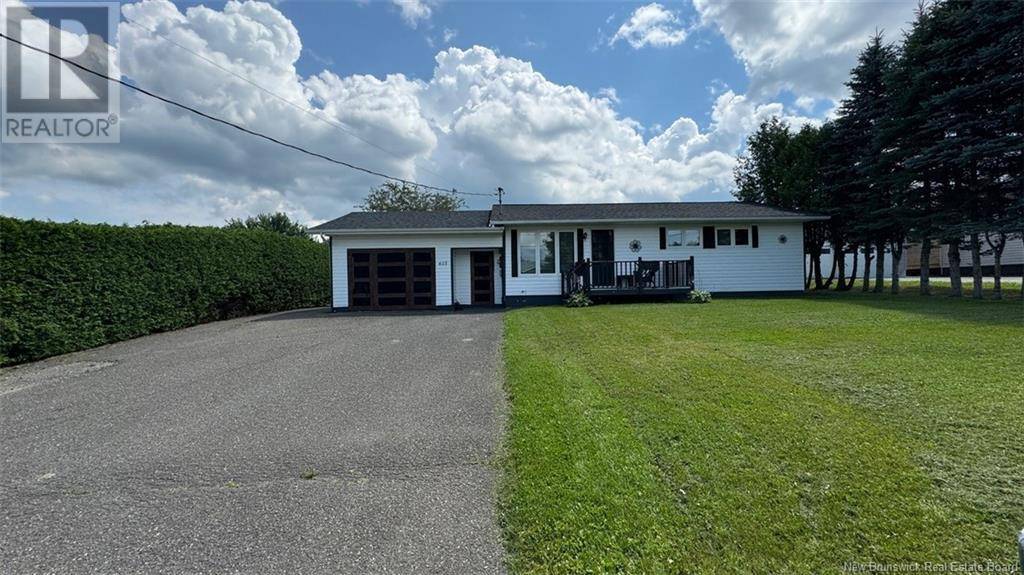 Grand-sault/grand Falls, NB E3Z1A1,615 5th Avenue