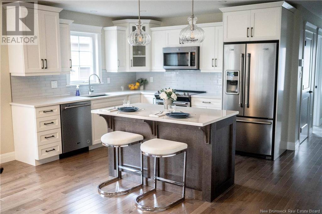 Moncton, NB E1G6G1,57 Rosenburg Street