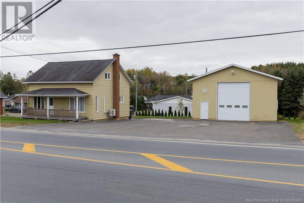 Grand-sault/grand Falls, NB E3Y1B1,476 Tobique Road