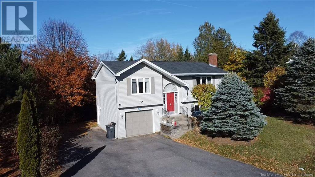 Quispamsis, NB E2E4Y9,9 Pinewood Crescent