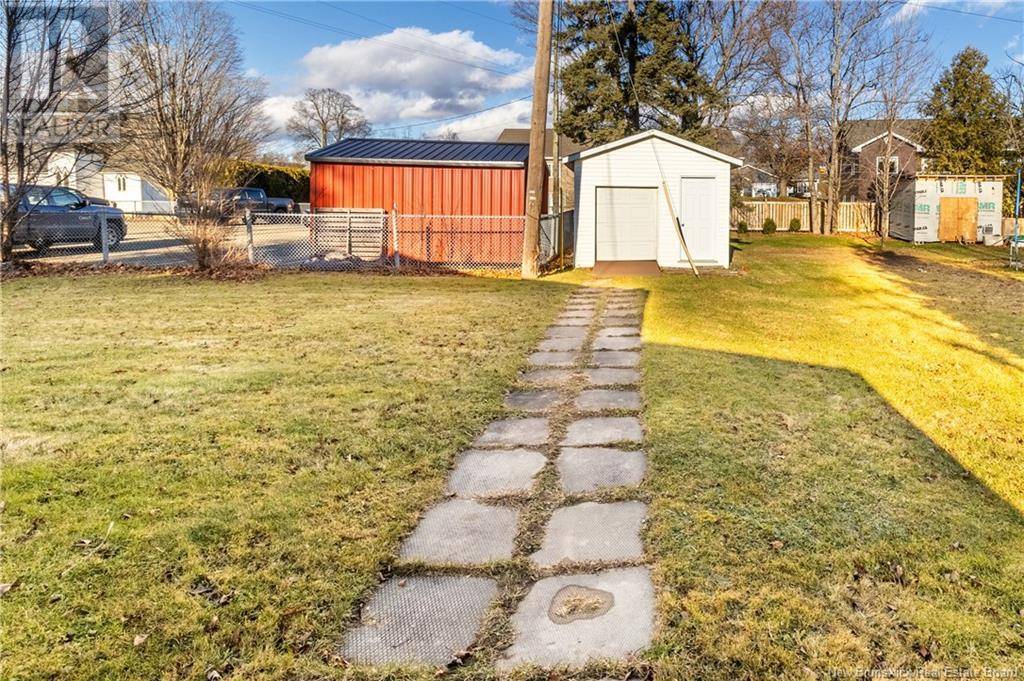 Florenceville-bristol, NB E7L3H1,11 Maple Street