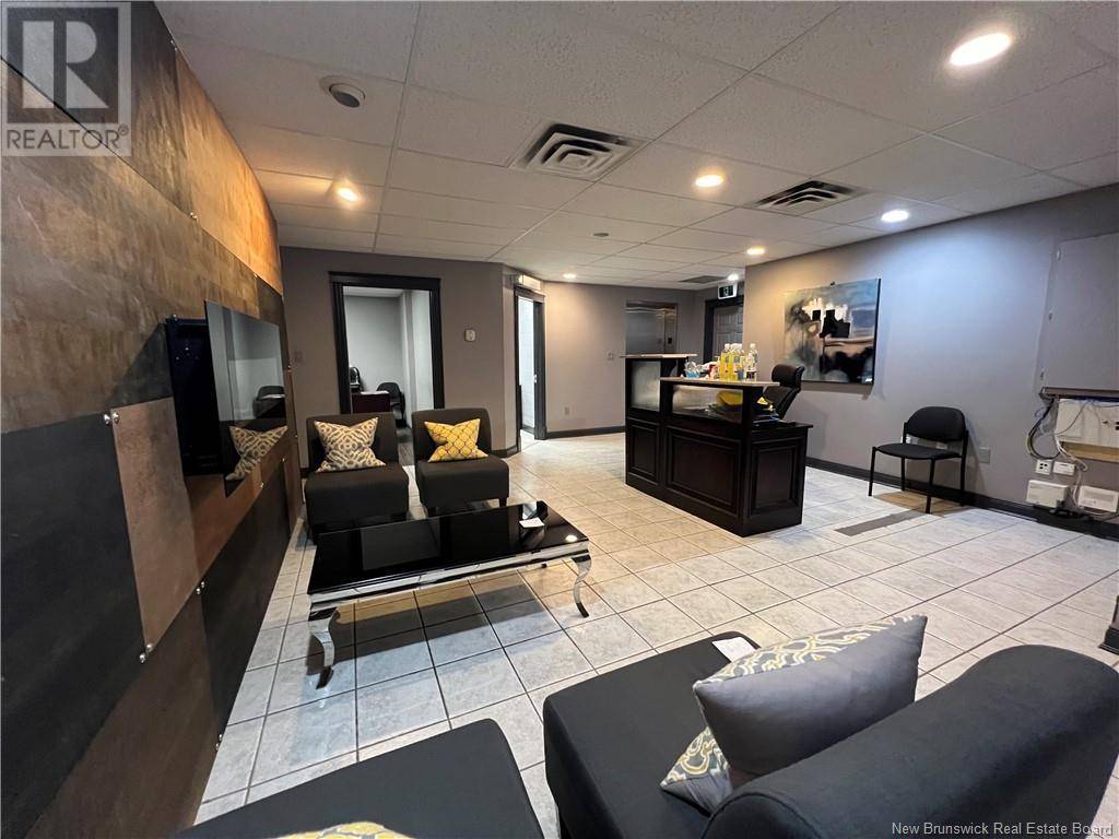 Fredericton, NB E3B1B6,490-494 Queen Street Unit# Suite #400