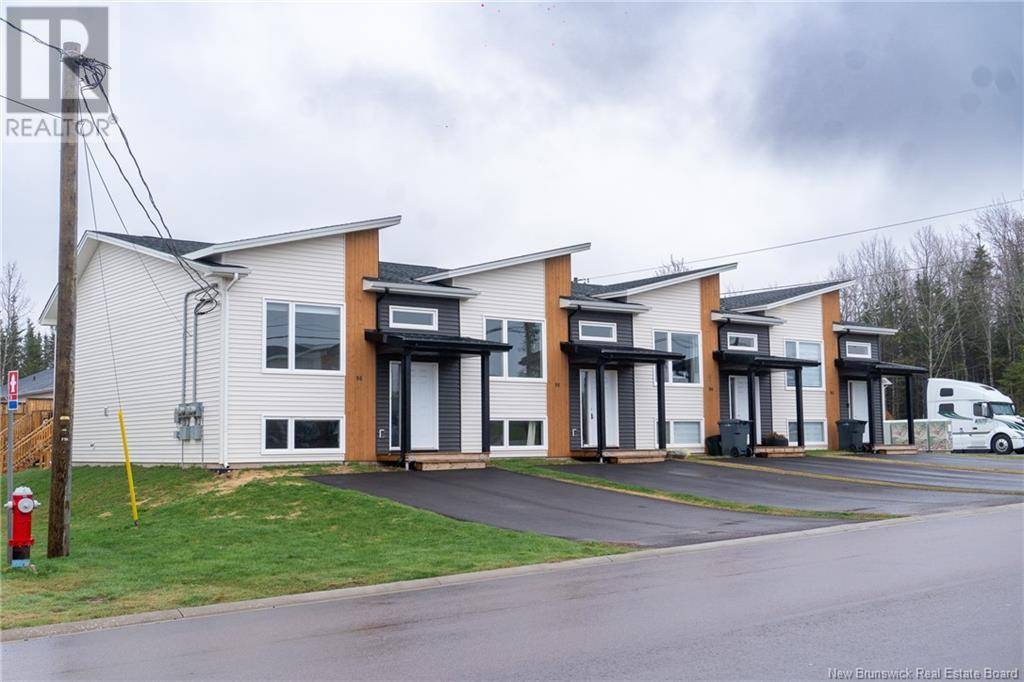 Dieppe, NB E1A9M6,96-102 Norbert Street