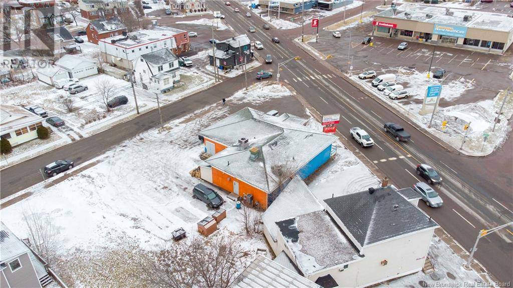 Moncton, NB E1C7C7,22 Mc Sweeney Avenue