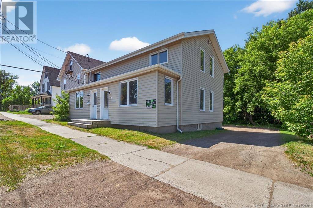 Moncton, NB E1A4B1,260-262 Mill
