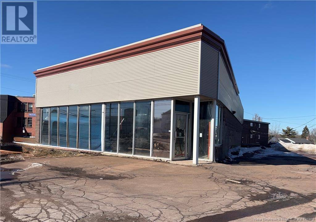 Moncton, NB E1C2S9,1075 Mountain Road