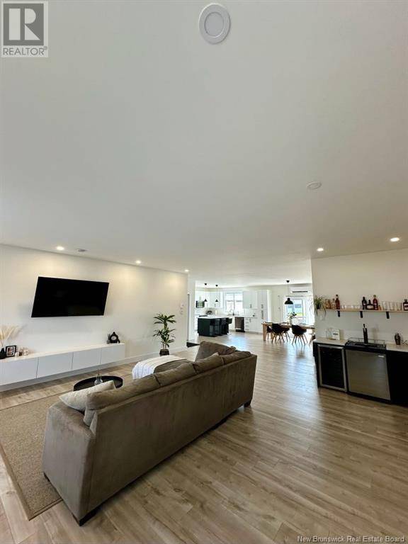 Petit-rocher, NB E8J0C1,85 Léonard Street