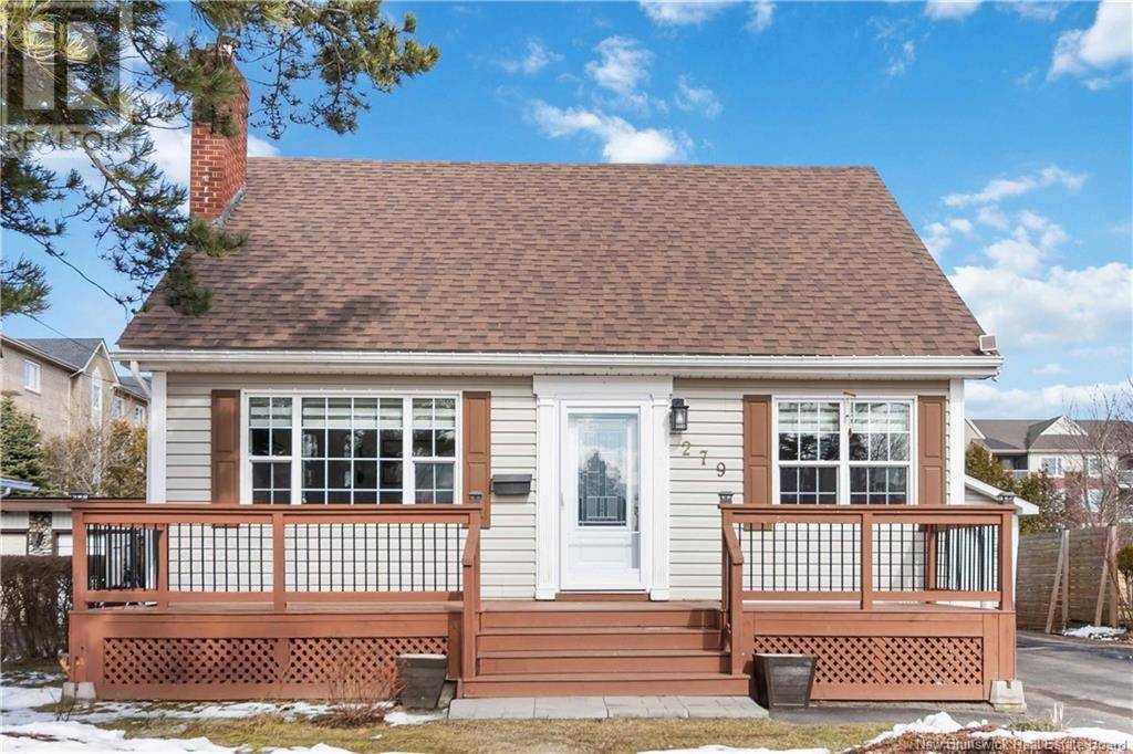 Dieppe, NB E1A1L6,279 Normandie Street