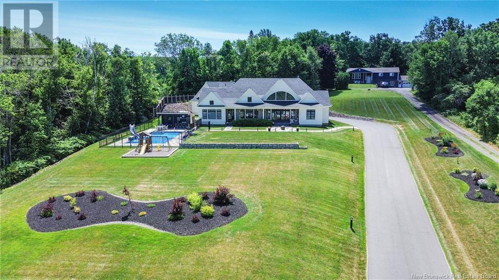Fredericton, NB E3C1P3,1520 Woodstock Road
