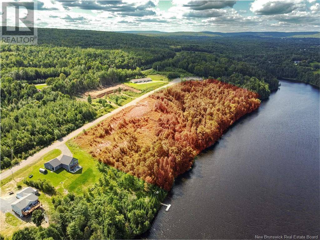 Nackawic, NB E6G2E1,16 Clearview Court