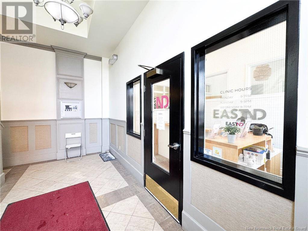 Moncton, NB E1C4Y2,7 Alma Street