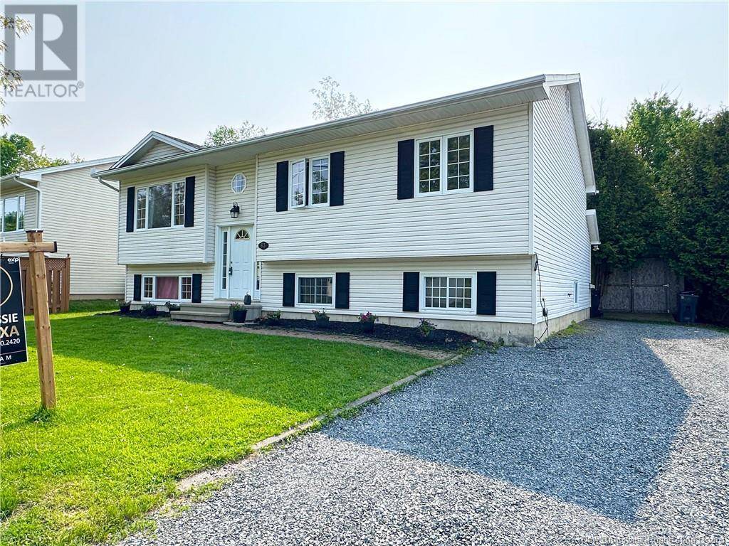 Fredericton, NB E3B9L5,63 Logan Street