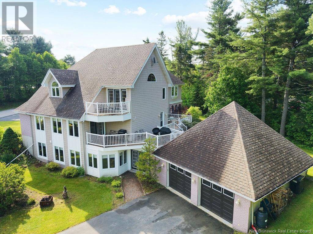 Miramichi, NB E1N6M8,18 Breau Avenue