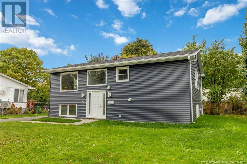 Fredericton, NB E3B2T5,64 Parklyn Court