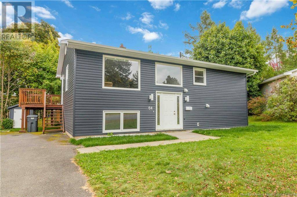 Fredericton, NB E3B2T5,64 Parklyn Court