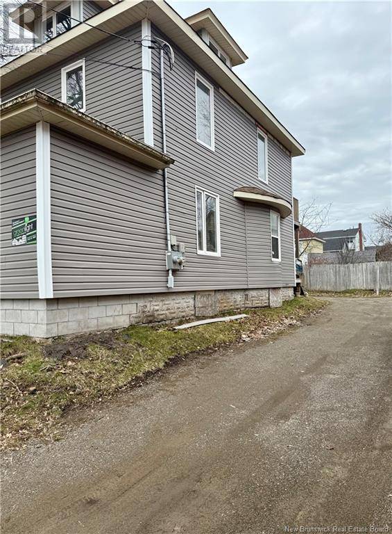 Moncton, NB E1C1T5,87 St George Boulevard