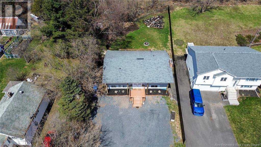 Fredericton, NB E3A4A5,409 Canada Street
