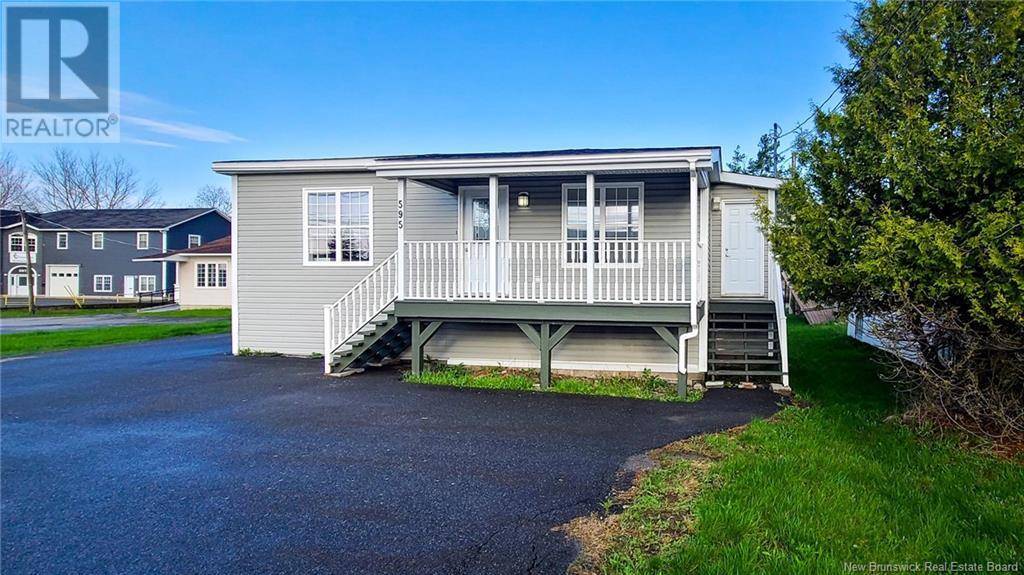 Saint John, NB E2H2G9,595 ROTHESAY Avenue
