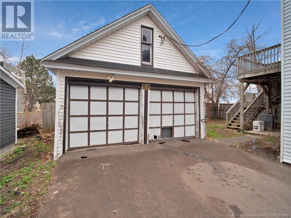 Moncton, NB E1C4Y5,100-102 Alma Street