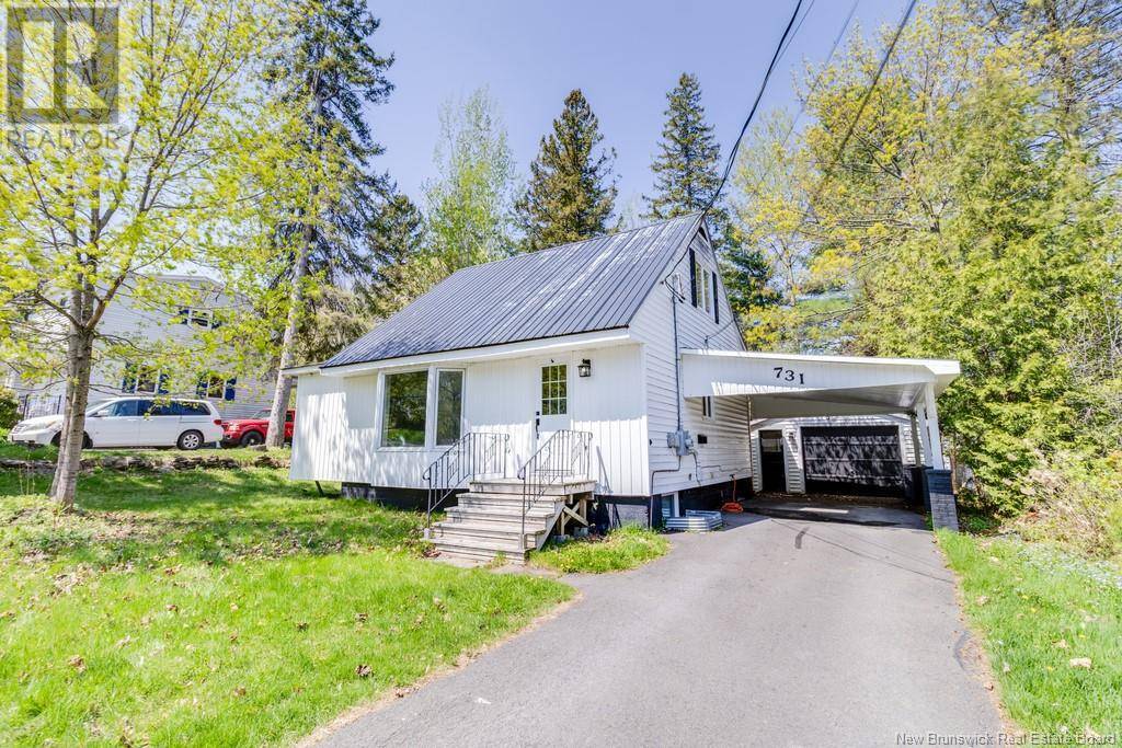 Fredericton, NB E3B3V6,731 Reid Street