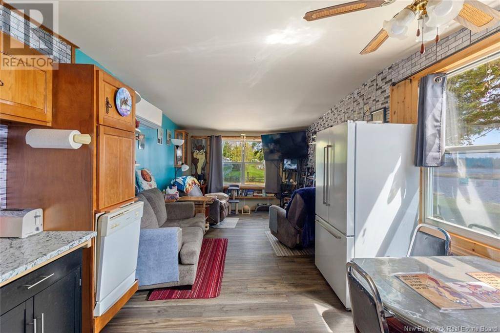 Baie Verte, NB E4M2Y5,8 Irving Beach Lane