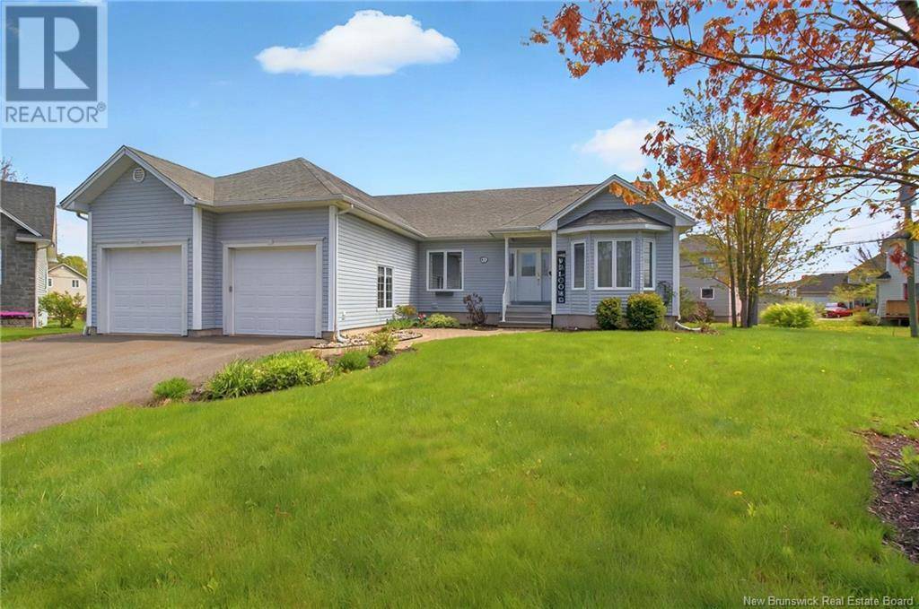 Moncton, NB E1G4X9,1 Acorn Court