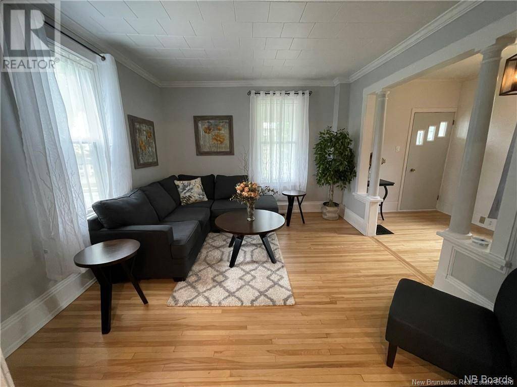 Miramichi, NB E1V1M9,519 King George Way