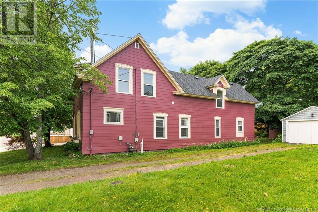 Moncton, NB E1C6G7,52 Dominion Street
