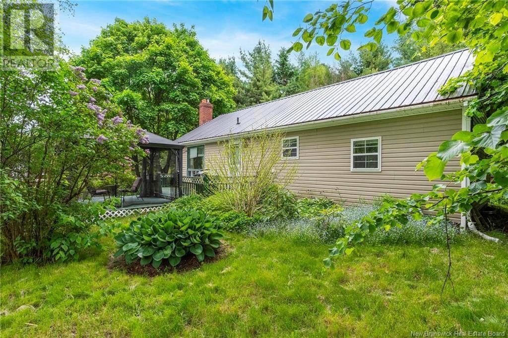 Sackville, NB E4L4E1,12 Moffatt Lane