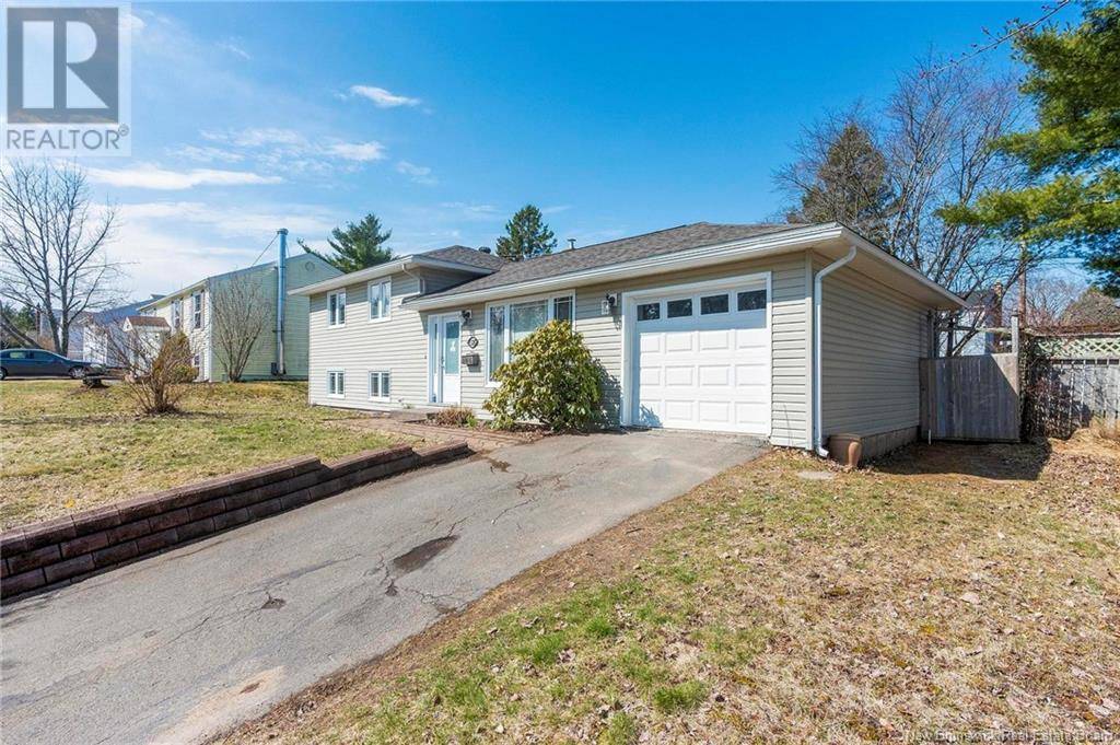 Riverview, NB E1B1A7,106 Muncey Drive