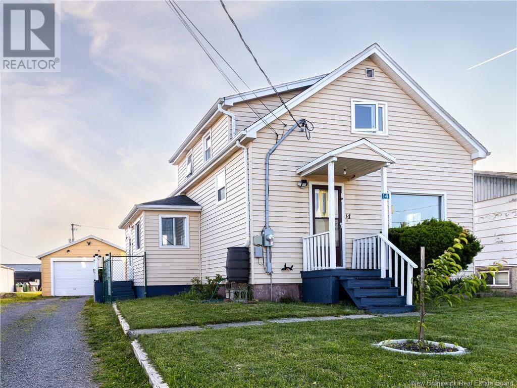 Moncton, NB E1E2Z1,14 Penny Lane