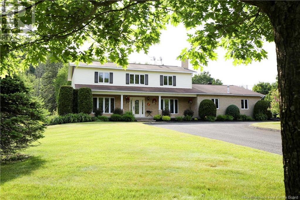 Grand-sault/grand Falls, NB E3Z1R7,599 West River Road