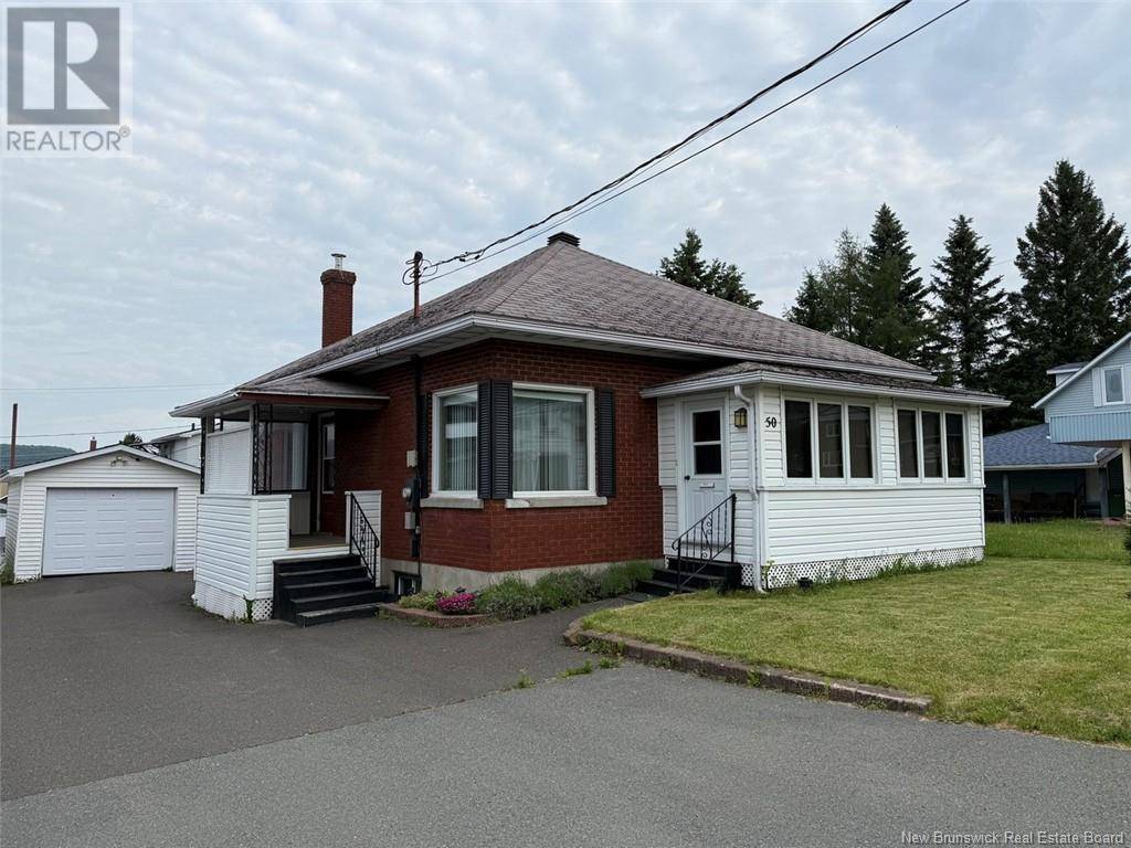 Edmundston, NB E3V2T2,50 34th Avenue