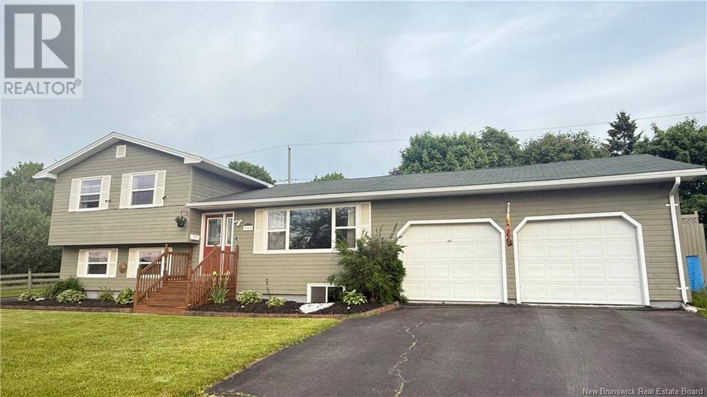 Saint John, NB E2M4L8,950 Mollins Drive