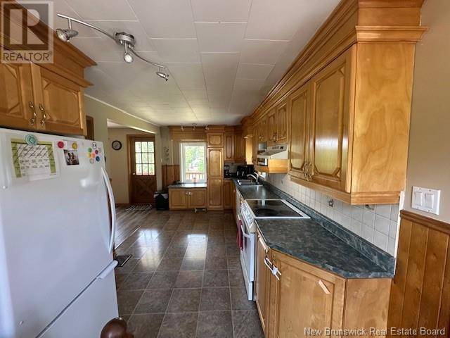 Balmoral, NB E8E1G6,2866 Des Pionniers Avenue