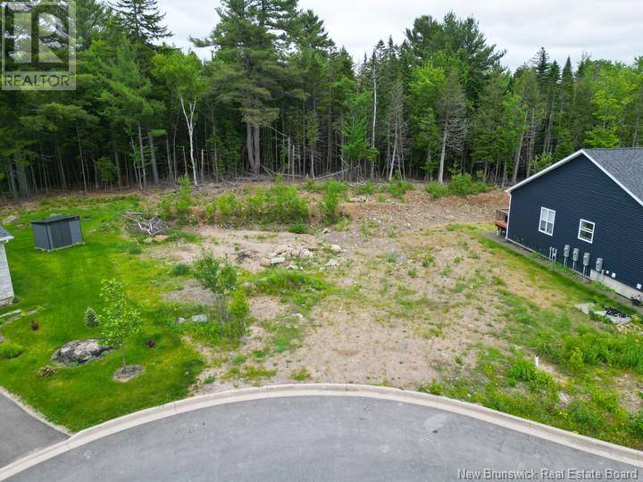 Fredericton, NB E3A5X5,62 Carding Way