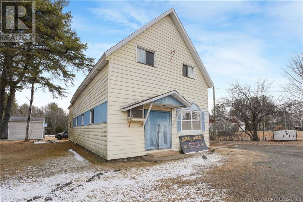 Minto, NB E4B2V1,764 Pleasant Drive