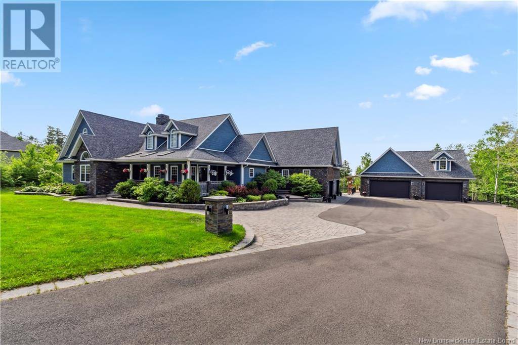 Moncton, NB E1G0S6,81 Thorncastle