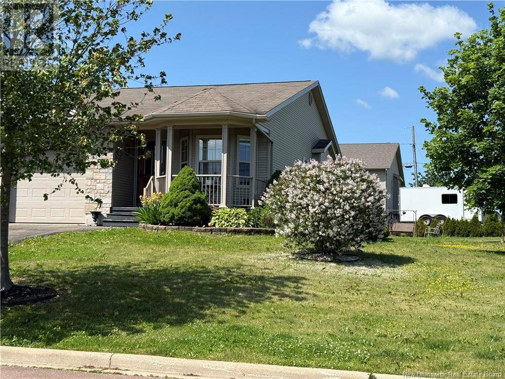 Moncton, NB E1G5M6,42 Newberry Street
