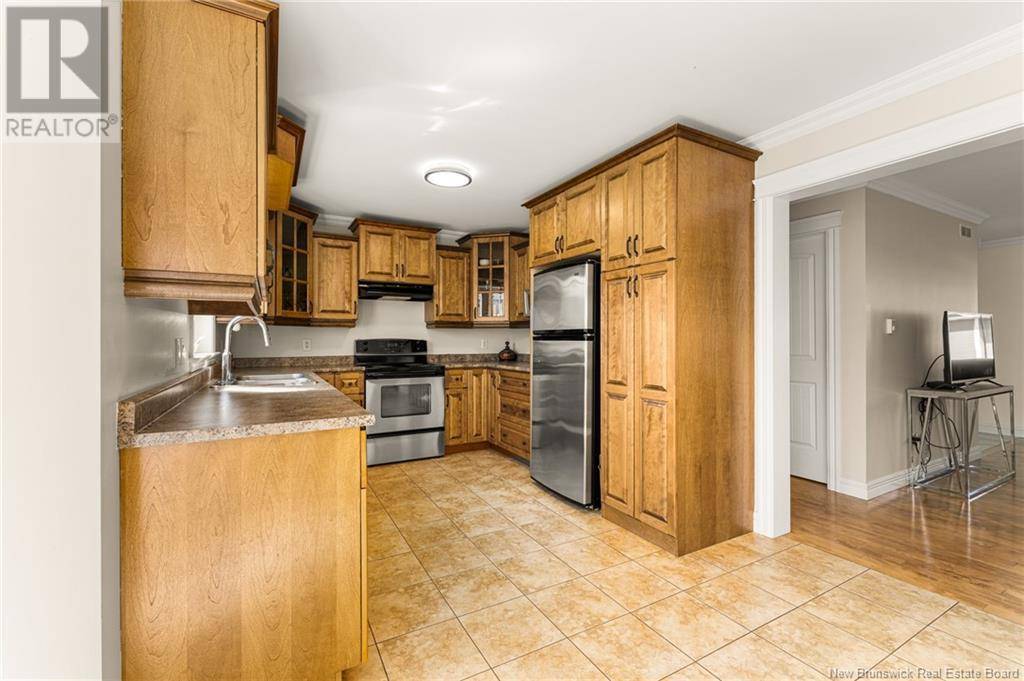 Moncton, NB E1E4V3,59 Tanya Crescent