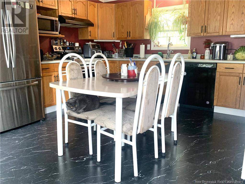 Fredericton, NB E3B7R1,17 Kelly's Drive