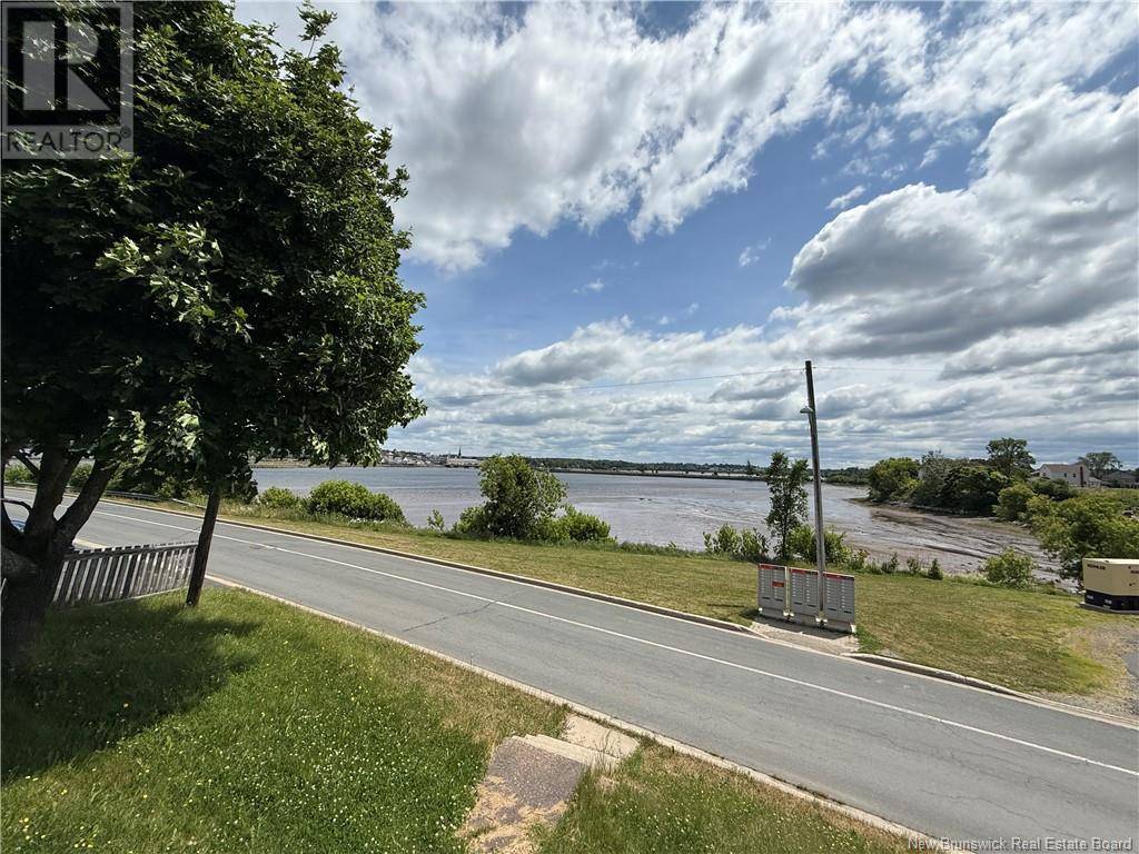 Bathurst, NB E2A4M4,470 Riverside Drive