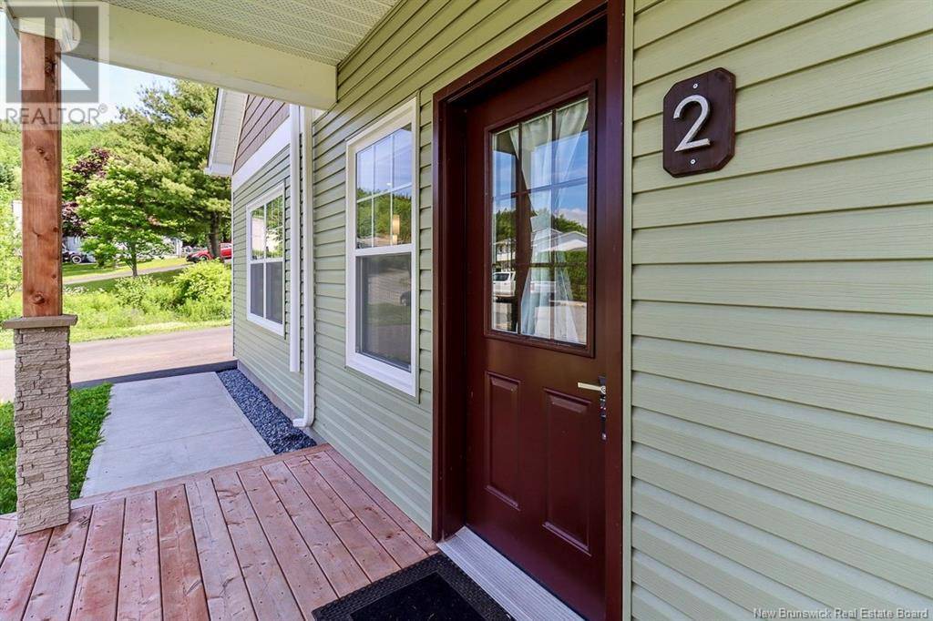 Saint John, NB E2K5A8,974 Kennebecasis Drive
